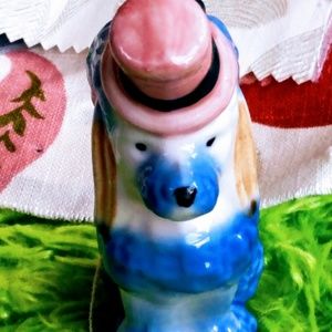 Vintage dog with hat figuren